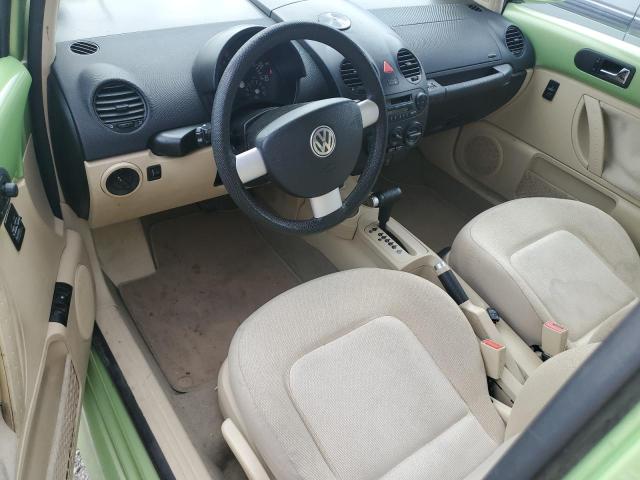3VWBK31C74M407326 - 2004 VOLKSWAGEN NEW BEETLE GL 绿色 照片 8