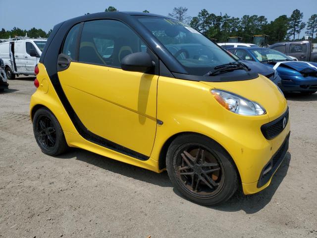 WMEEJ3BA9DK718233 - 2013 SMART FORTWO PURE YELLOW photo 4