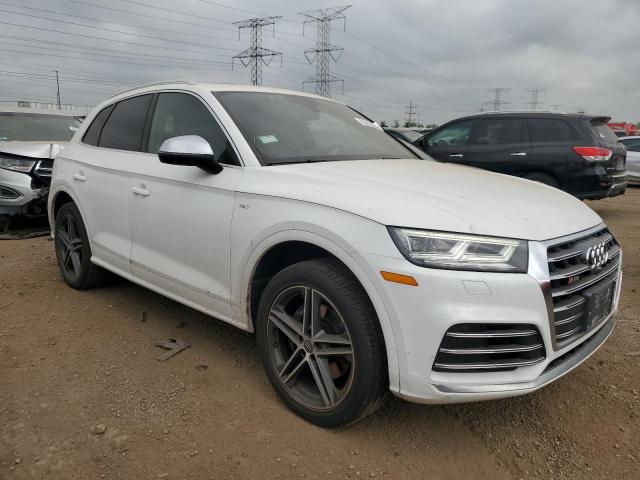 WA1C4AFY8J2047734 - 2018 AUDI SQ5 PRESTIGE WHITE photo 4