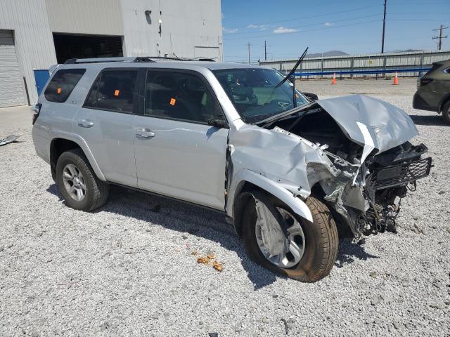 JTENU5JR3M5862590 - 2021 TOYOTA 4RUNNER SR5/SR5 PREMIUM SILVER photo 4