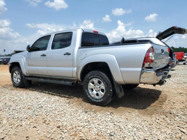 5TFJU4GN0DX046703 - 2013 TOYOTA TACOMA DOUBLE CAB PRERUNNER SILVER photo 2