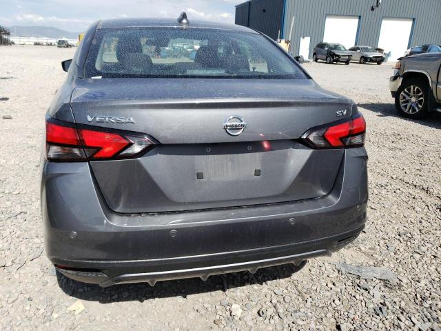 3N1CN8EV9NL840082 - 2022 NISSAN VERSA SV GRAY photo 6