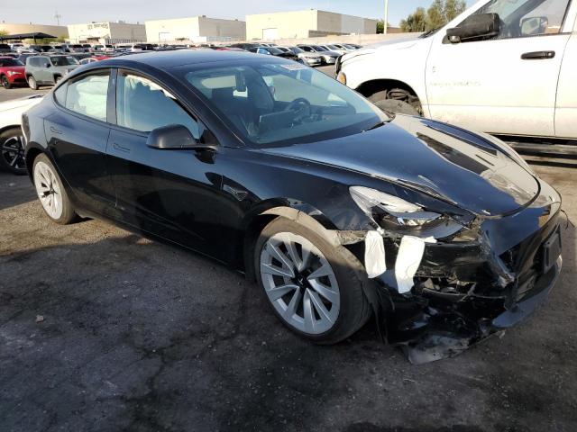 5YJ3E1EA3NF372074 - 2022 TESLA MODEL 3 BLACK photo 4