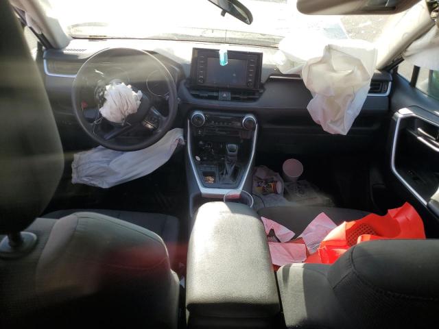 2T3H1RFV1KC015842 - 2019 TOYOTA RAV4 LE Silber Foto 8