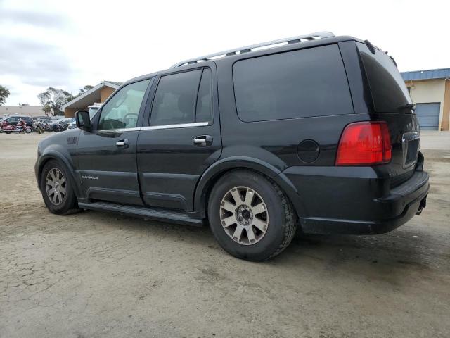 5LMFU28R84LJ10661 - 2004 LINCOLN NAVIGATOR BLACK photo 2
