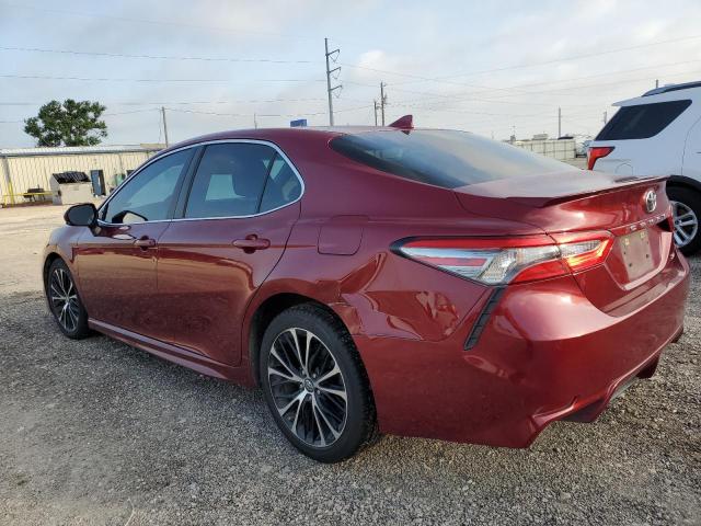 4T1B11HK9JU545489 - 2018 TOYOTA CAMRY L RED photo 2