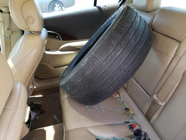 1G4GE5EDXBF168698 - 2011 BUICK LACROSSE CXS 白色 照片 12