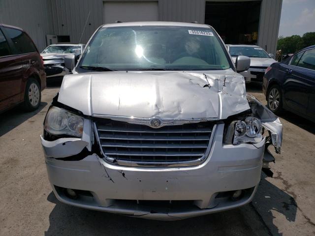 2A4RR5D17AR279185 - 2010 CHRYSLER TOWN & COU TOURING 银色 照片 5