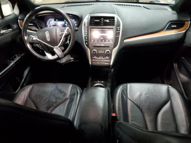5LMCJ2D94HUL57967 - 2017 LINCOLN MKC SELECT Սև լուսանկար 8