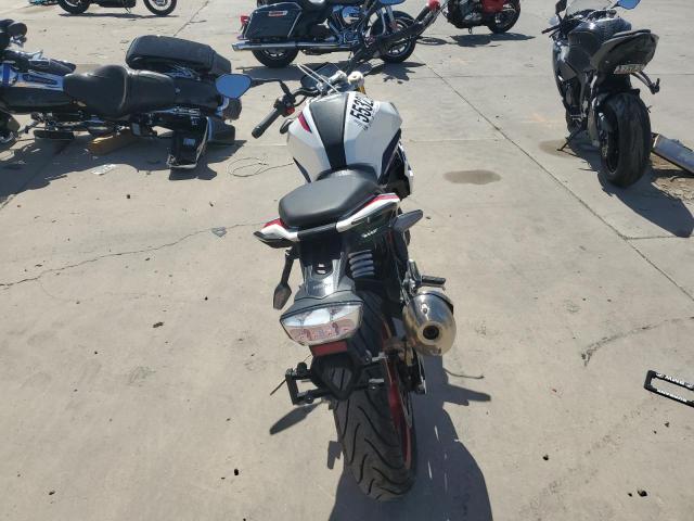 WB30G4302NRA33140 - 2022 BMW G310 R WHITE photo 4