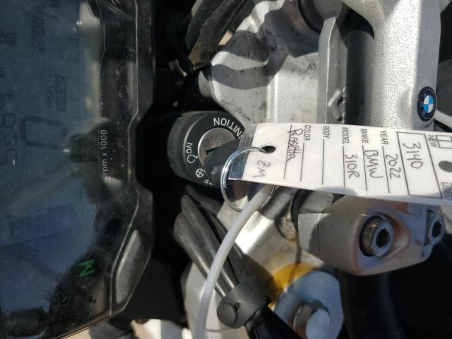 WB30G4302NRA33140 - 2022 BMW G310 R WHITE photo 8