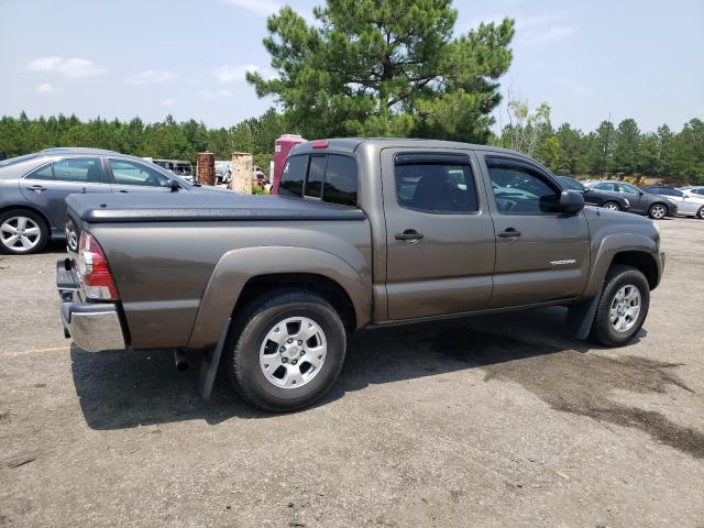 3TMJU4GN6BM110455 - 2011 TOYOTA TACOMA DOUBLE CAB PRERUNNER GRAY photo 3