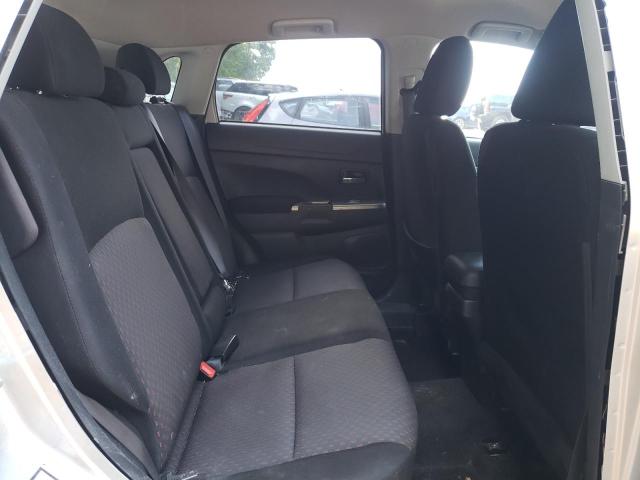 JA4AP4AU5KU013602 - 2019 MITSUBISHI OUTLANDER SE Արծաթագույն լուսանկար 11