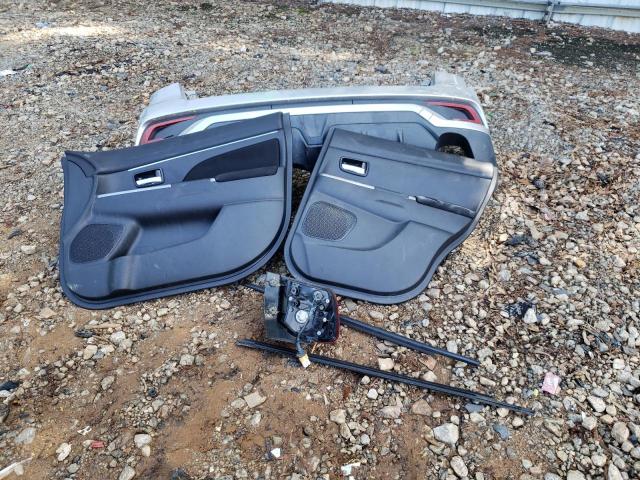 JA4AP4AU5KU013602 - 2019 MITSUBISHI OUTLANDER SE Արծաթագույն լուսանկար 13