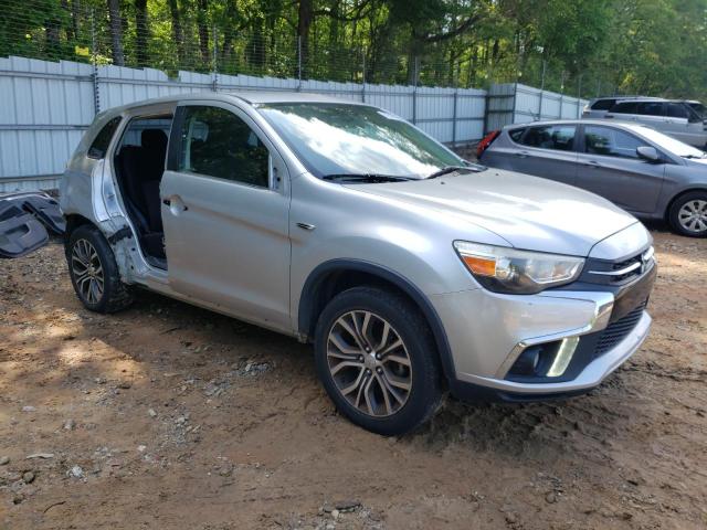 JA4AP4AU5KU013602 - 2019 MITSUBISHI OUTLANDER SE Արծաթագույն լուսանկար 4