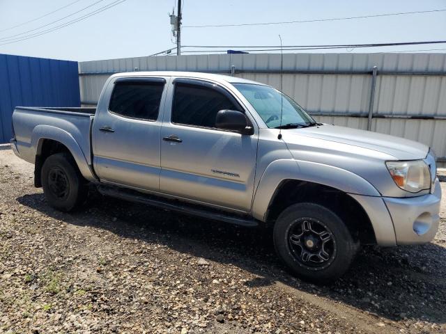 3TMJU62N29M078035 - 2009 TOYOTA TACOMA DOUBLE CAB PRERUNNER SILVER photo 4