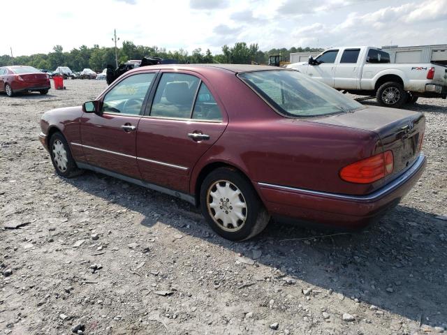 WDBJF65F9WA420859 - 1998 MERCEDES-BENZ E 320 MAROON photo 2