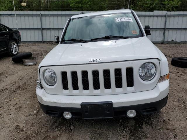 1C4NJRFB1GD804584 - 2016 JEEP PATRIOT LATITUDE WHITE photo 5