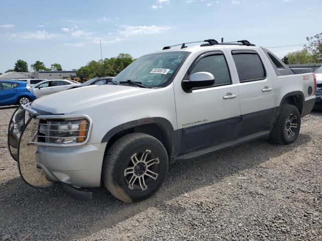 2011 CHEVROLET AVALANCHE LS, null