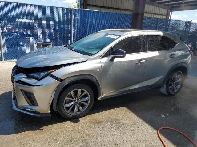 JTJYARBZ5J2111548 - 2018 LEXUS NX 300 BASE 银色 照片 1