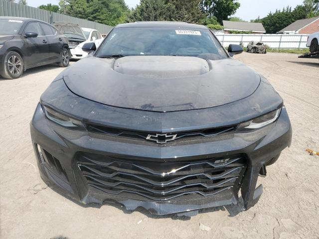 1G1FJ1R68J0117887 - 2018 CHEVROLET CAMARO ZL1 BLACK photo 5