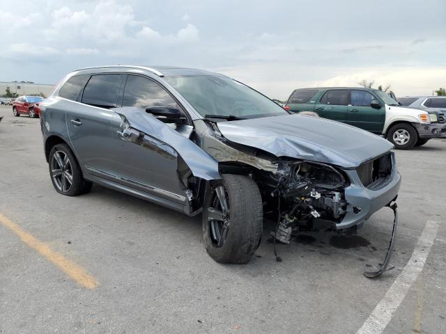 YV440MDR7H2197988 - 2017 VOLVO XC60 T5 DYNAMIC ნაცრისფერი ფოტო 4