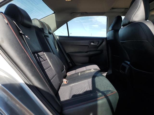 4T1BF1FKXFU905459 - 2015 TOYOTA CAMRY LE SILVER photo 10