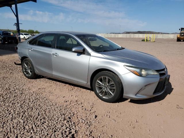 4T1BF1FKXFU905459 - 2015 TOYOTA CAMRY LE SILVER photo 4