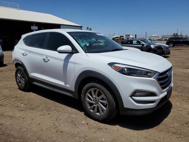 KM8J3CA40HU483827 - 2017 HYUNDAI TUCSON LIMITED WHITE photo 4