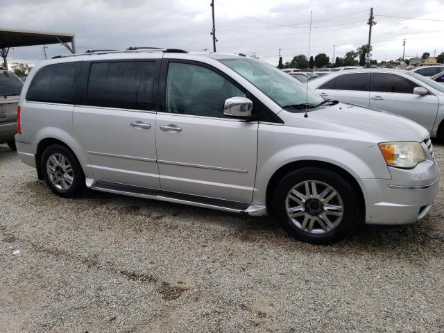 2A8HR64X99R572313 - 2009 CHRYSLER TOWN & COU LIMITED SILVER photo 4