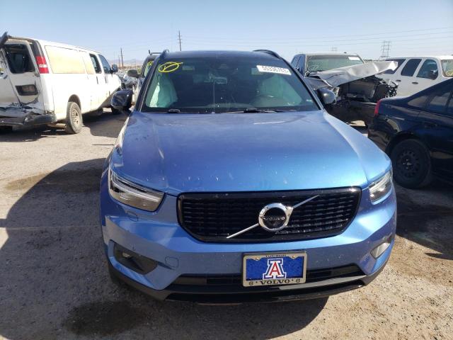 YV4162UM9L2294371 - 2020 VOLVO XC40 T5 R-DESIGN BLUE photo 5