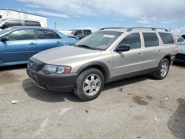 2004 VOLVO XC70, 