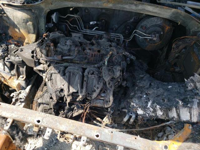 5XYZT3LB0HG456051 - 2017 HYUNDAI SANTA FE S BURN photo 12