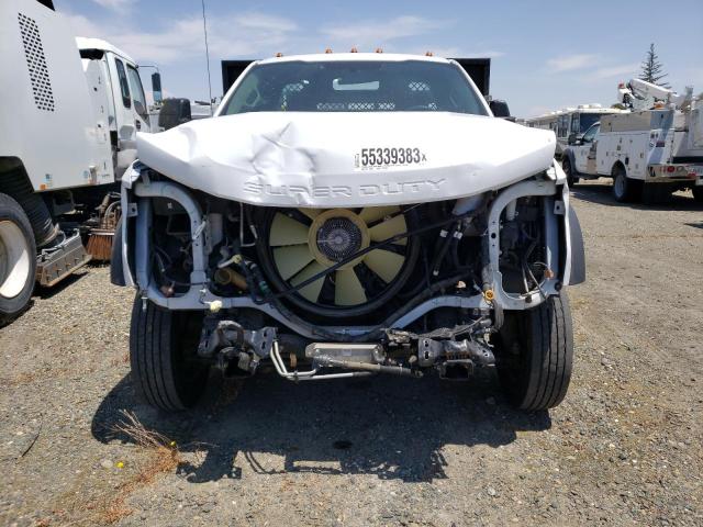 1FDUF5GT8KEG76341 - 2019 FORD F550 SUPER DUTY WHITE photo 5