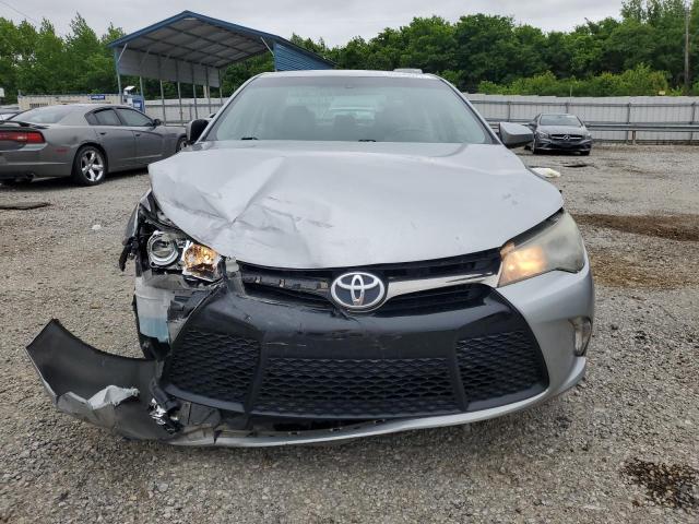 4T1BF1FK2GU246438 - 2016 TOYOTA CAMRY LE SILVER photo 5