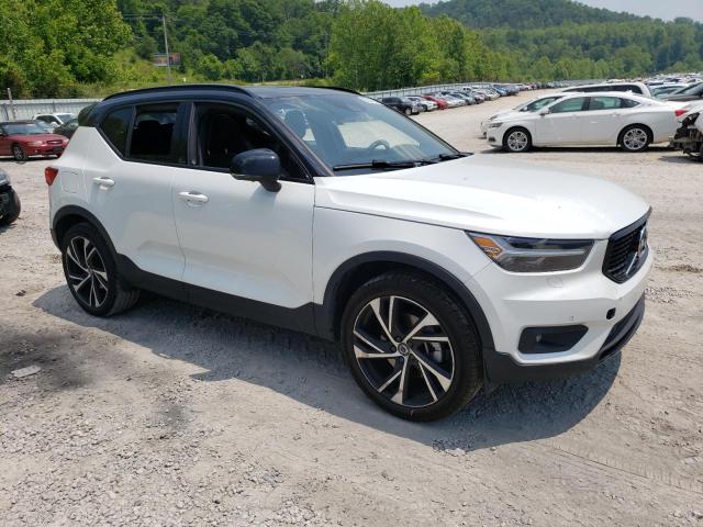 YV4162UM7M2452014 - 2021 VOLVO XC40 T5 R-DESIGN WHITE photo 4