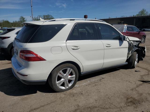 4JGDA5HB1CA001038 - 2012 MERCEDES-BENZ ML 350 4MATIC WHITE photo 3