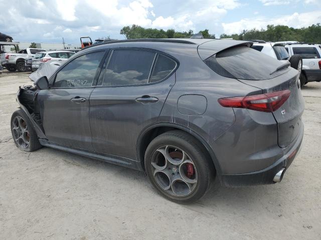 ZASFAKPN3J7B89702 - 2018 ALFA ROMEO STELVIO SPORT ნაცრისფერი ფოტო 2