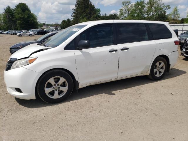 2017 TOYOTA SIENNA, null