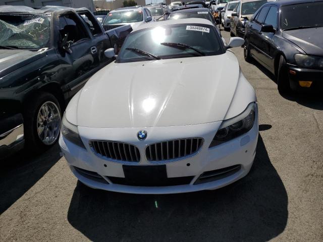WBALM73529E381851 - 2009 BMW Z4 SDRIVE35I WHITE photo 5