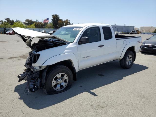 5TETU62N35Z035331 - 2005 TOYOTA TACOMA PRERUNNER ACCESS CAB WHITE photo 1