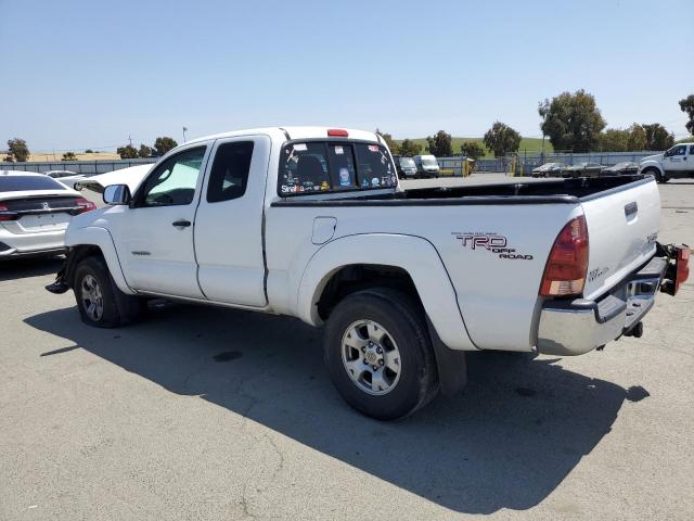 5TETU62N35Z035331 - 2005 TOYOTA TACOMA PRERUNNER ACCESS CAB WHITE photo 2