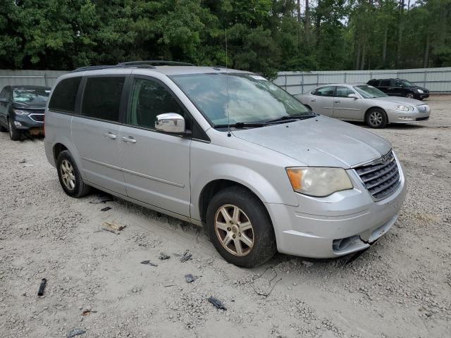 2A8HR54P28R118980 - 2008 CHRYSLER TOWN AND C TOURING SILVER photo 4