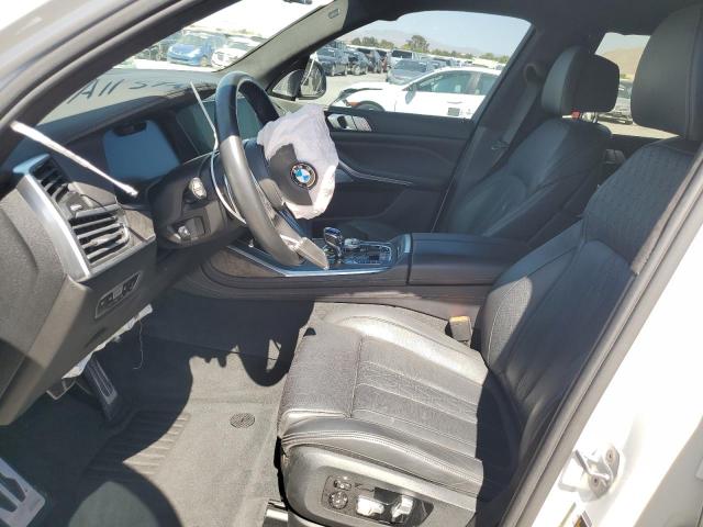 5UXCX4C52KLB40111 - 2019 BMW X7 XDRIVE50I WHITE photo 7