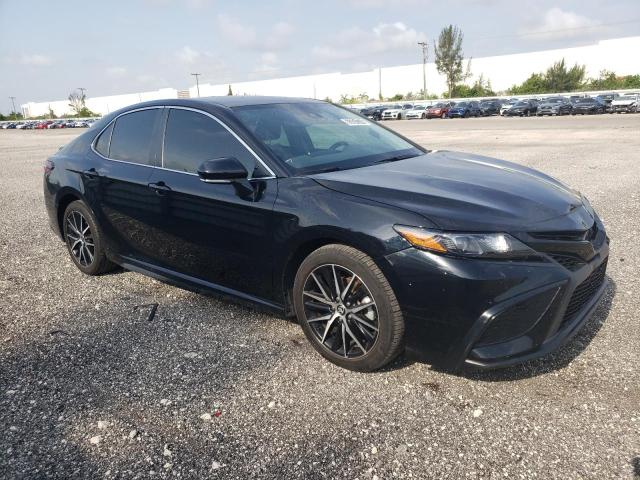 4T1T11AKXPU175340 - 2023 TOYOTA CAMRY SE NIGHT SHADE BLACK photo 4