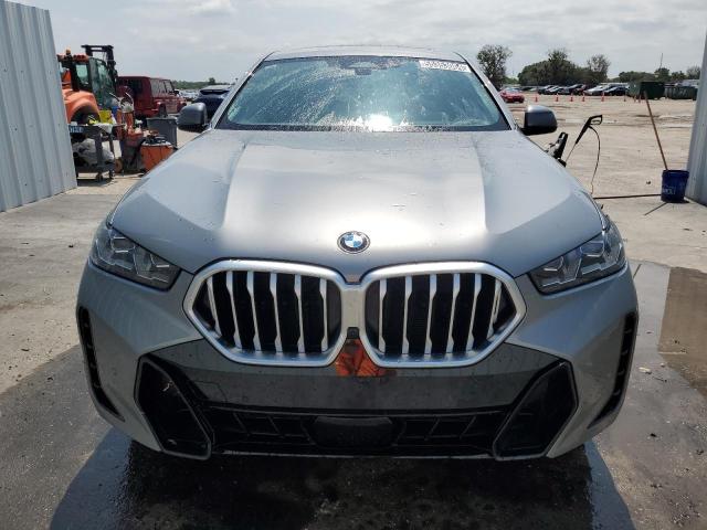 5UX33EX05R9V16076 - 2024 BMW X6 XDRIVE40I SILVER photo 5