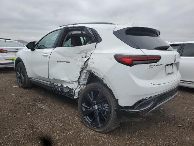 LRBFZPR47PD037739 - 2023 BUICK ENVISION ESSENCE Beyaz fotoğraf 2