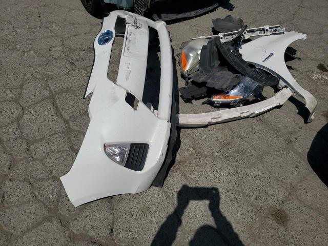 JTDKDTB33C1020280 - 2012 TOYOTA PRIUS C WHITE photo 12