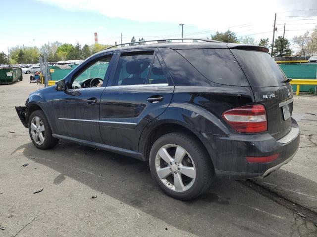 4JGBB8GB9BA701931 - 2011 MERCEDES-BENZ ML 350 4MATIC BLACK photo 2