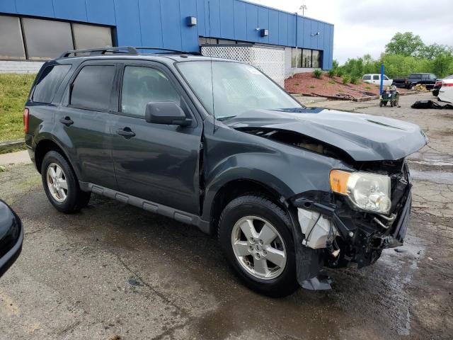 1FMCU03G09KA36942 - 2009 FORD ESCAPE XLT GRAY photo 4